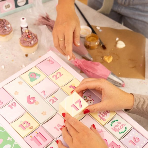 Adventskalender - Str�ssel Happy Sprinkles - Stor Pastell