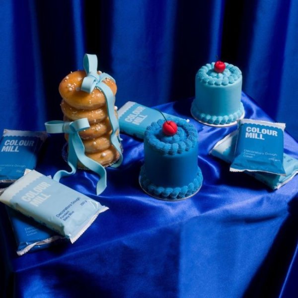 Sugarpaste/Sockerpasta Decorators Dough - Cobalt blue - Colour Mill - 250 g Sugarpaste/Sockerpasta Decorators Dough - Cobalt blue - Colour Mill - 250 g