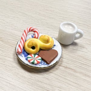 Minif�rem�l - Varm choklad i mugg med tillbeh�r