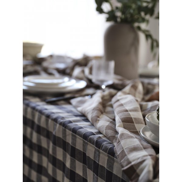 Mary duk 140 x 250 cm - Nougat Mary duk 140 x 250 cm - Nougat