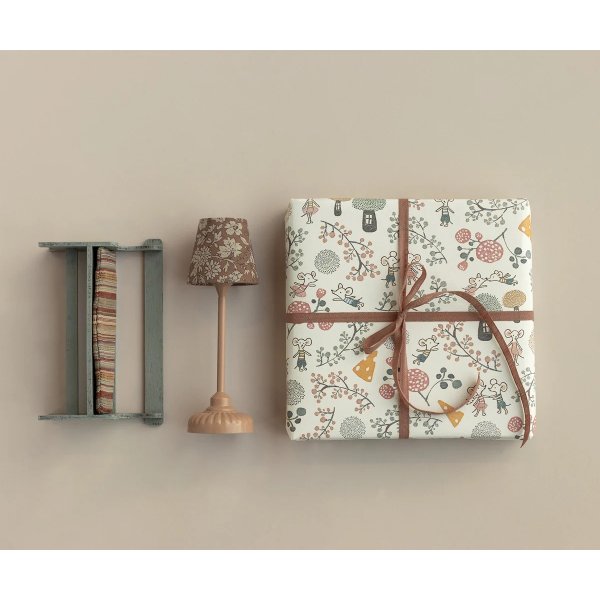 Presentpapper - Maileg - Möss- 55 cm x 10 m Presentpapper - Maileg - Möss- 55 cm x 10 m