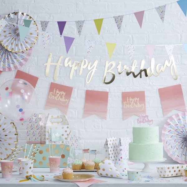 Backdrop - Happy Birthday - Guld Backdrop - Happy Birthday - Guld