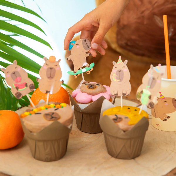 Cake toppers - Capybara - 9 st