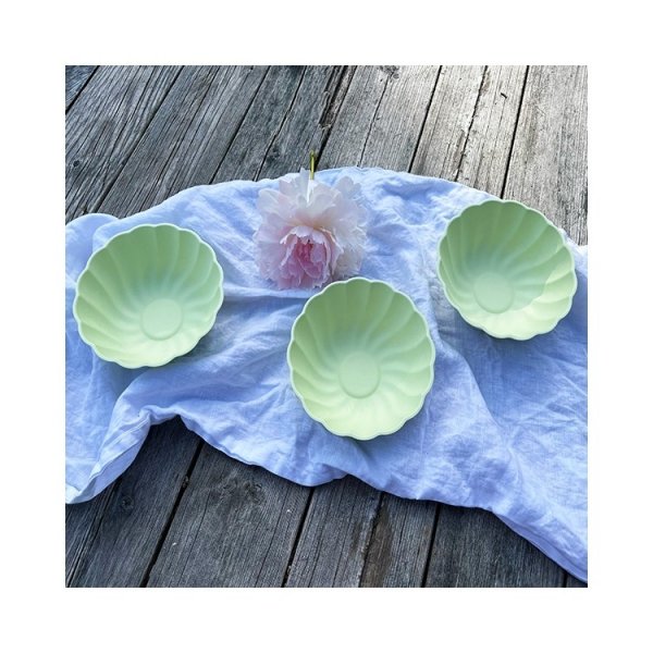 Sk�lar Gr�n Rund, Vert Decor